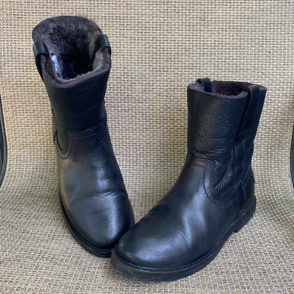 Frye Celia Shearling Short